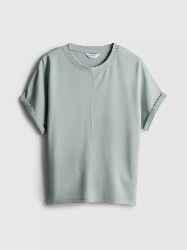 The edit seam-detail tee