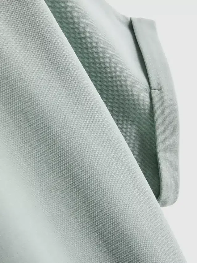 The edit seam-detail tee