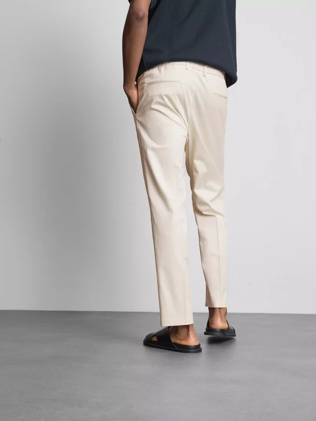 The edit slim fit peached pants