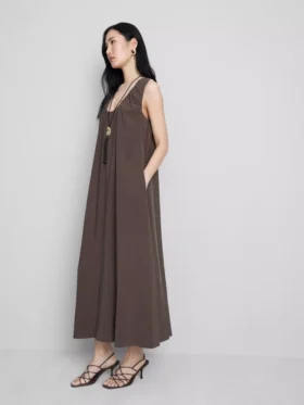 The edit trapeze maxi dress
