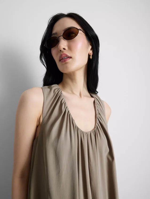 The edit trapeze maxi dress