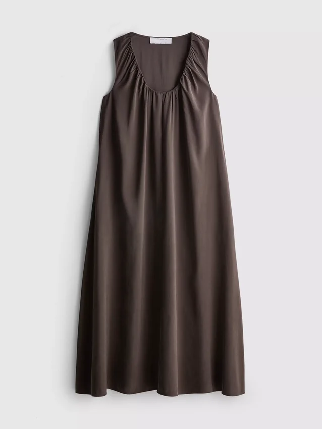 The edit trapeze maxi dress