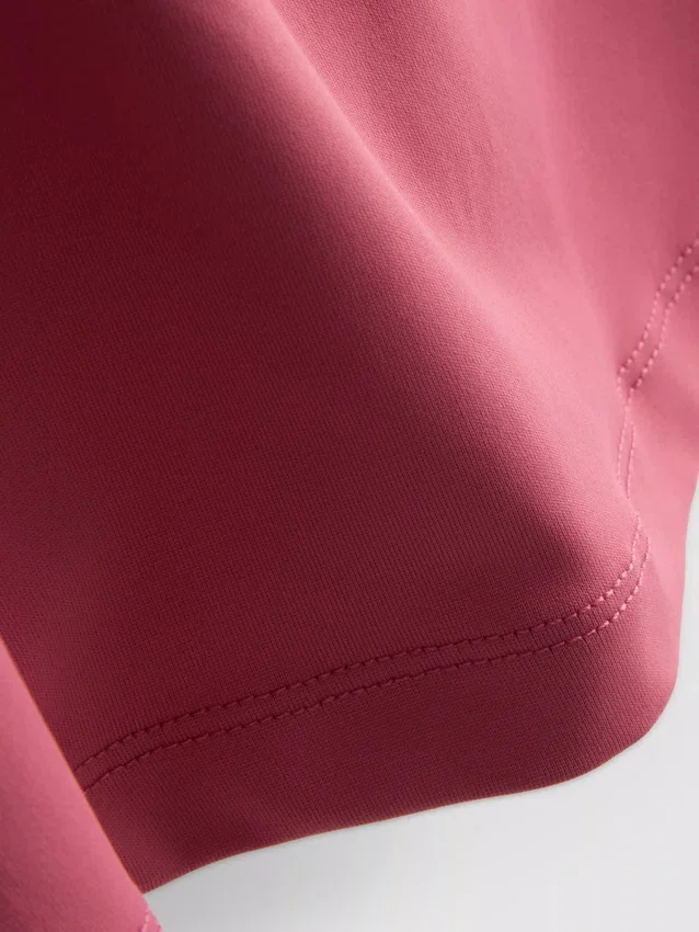 The primark scene | halter neck crop top