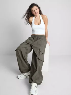 The primark scene | mid-rise drawstring cargo pants