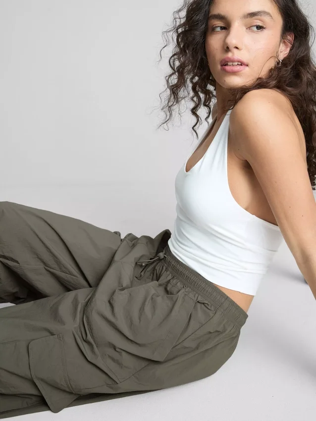 The primark scene | mid-rise drawstring cargo pants