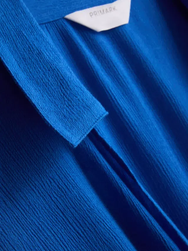 Tie-front beach shirt