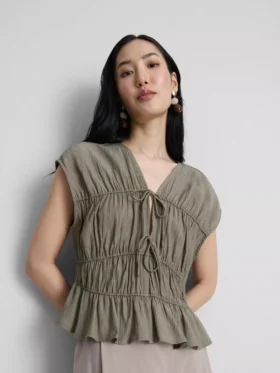 Tie-front crinkle top
