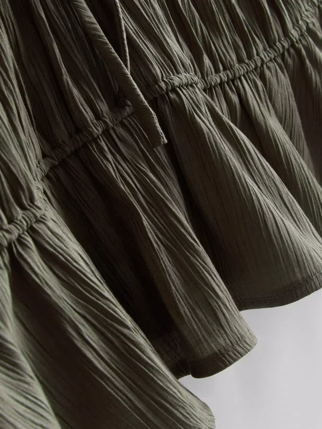 Tie-front crinkle top