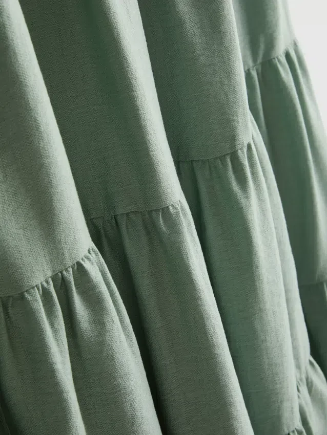 Tiered maxi skirt