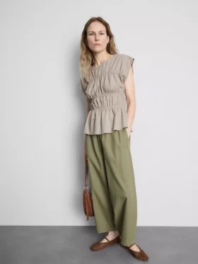 Tiered top