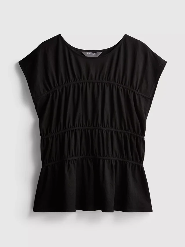 Tiered top