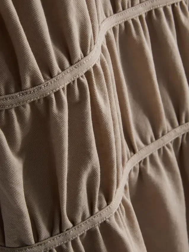 Tiered top