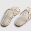 Toe post sandals