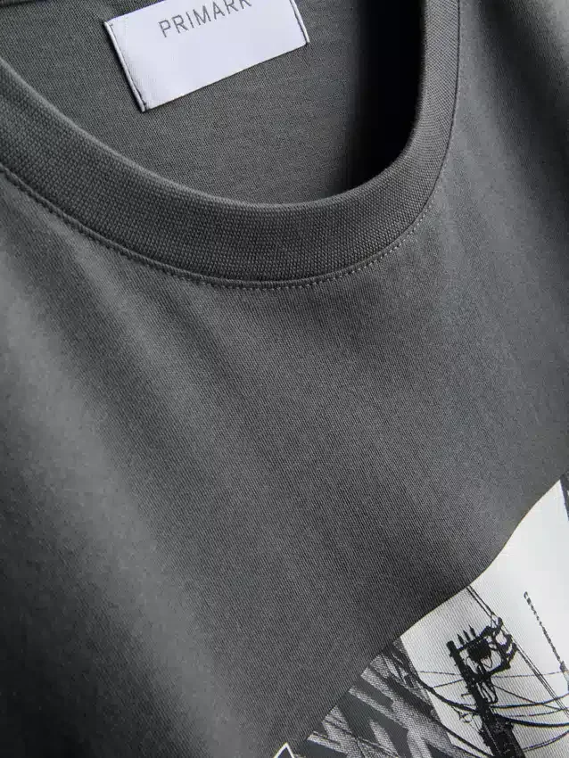 Tokyo street graphic t-shirt