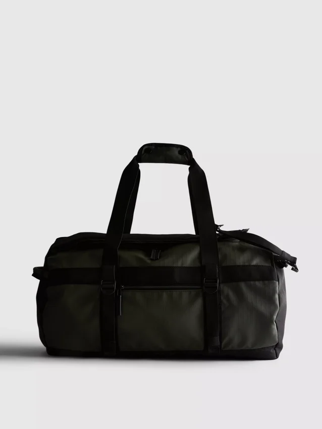 Travel duffel bag