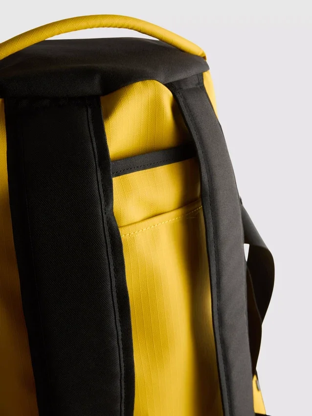 Travel duffel bag
