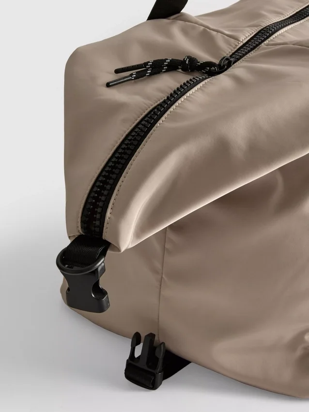 Travel weekend bag