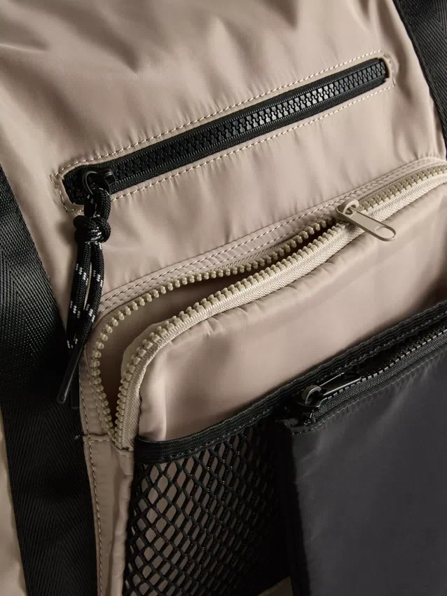 Travel weekend bag