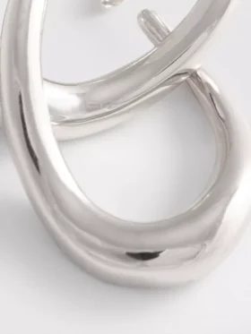 Twist hoop earrings