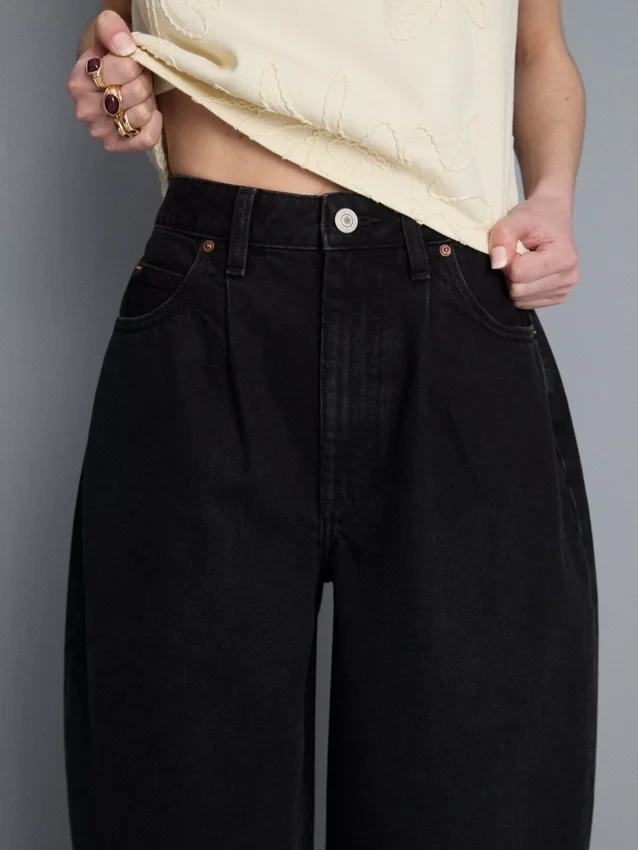 Ultimate cotton denim barrel-leg jeans