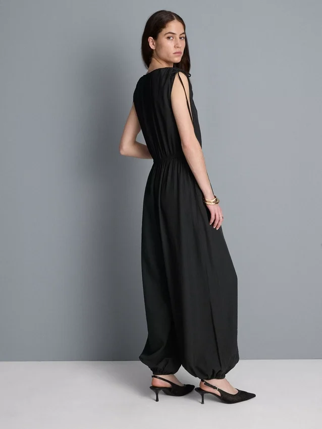 V-neck balloon-leg jumpsuit