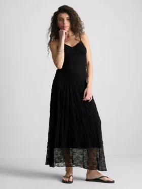 V-neck lace maxi dress