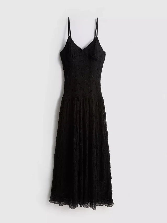 V-neck lace maxi dress