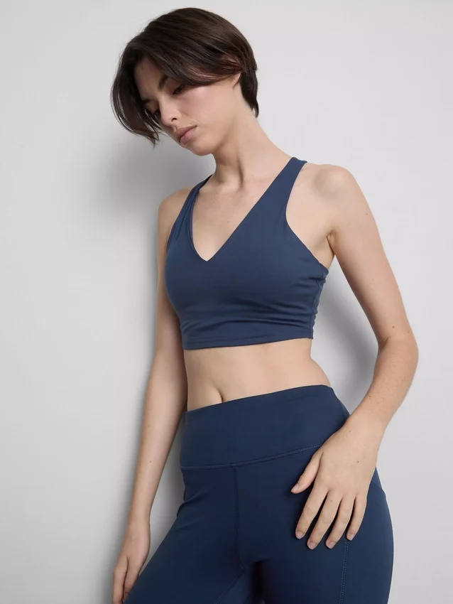 V-neck racer active crop top