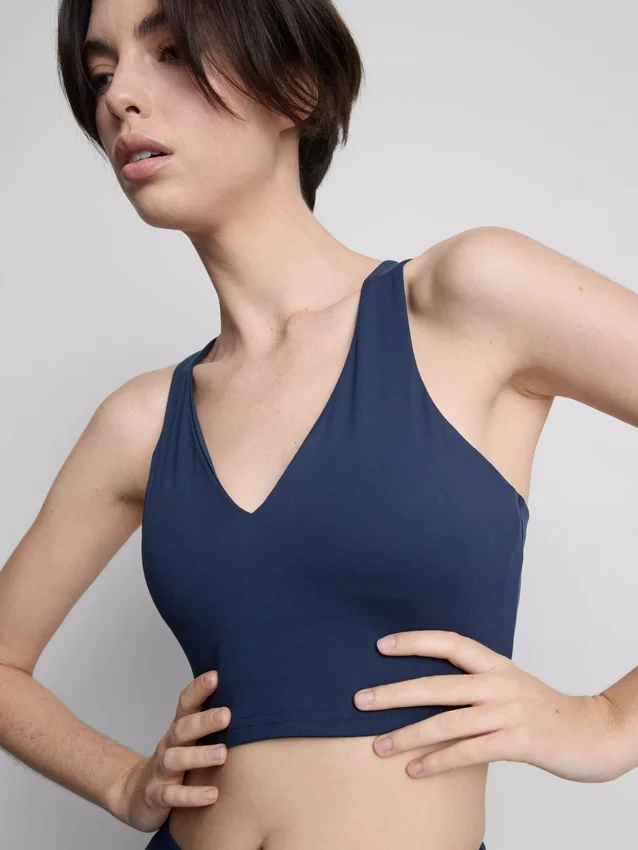 V-neck racer active crop top