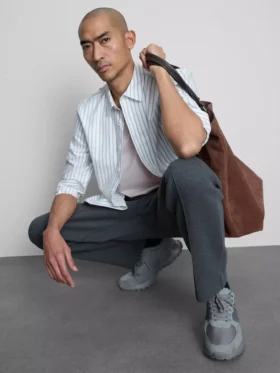 V-neck slim-fit stretch t-shirt