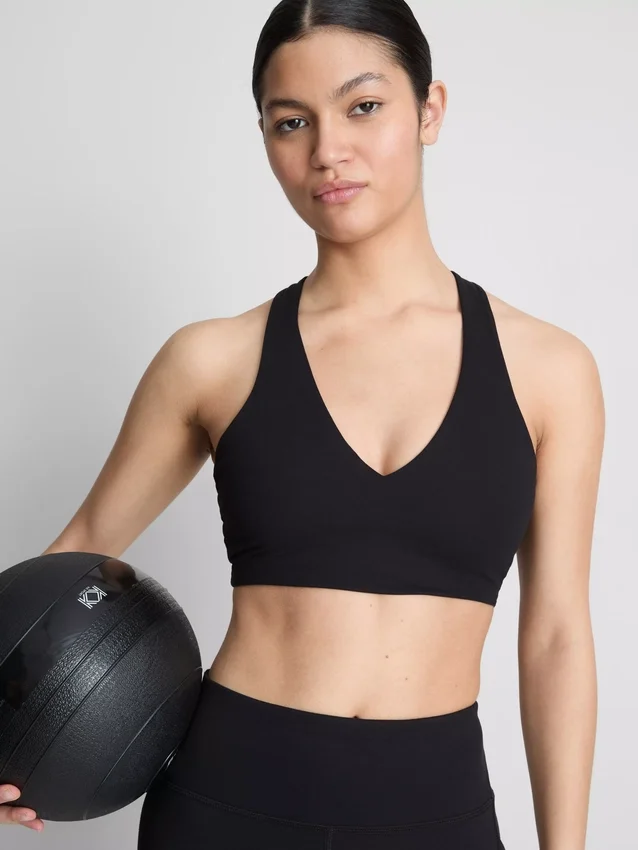 V-neck smooth support active crop top