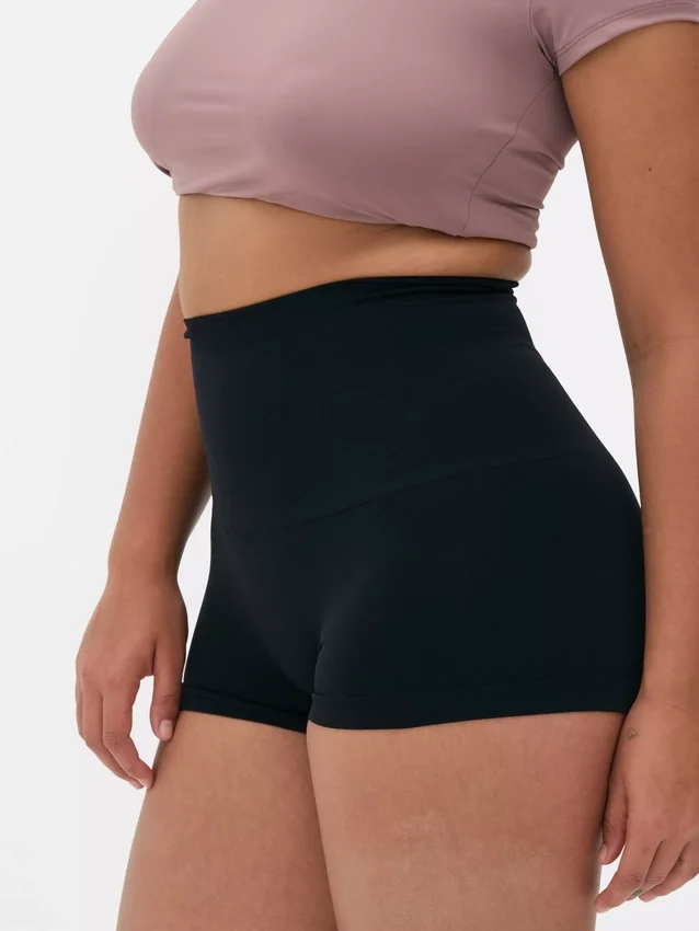 Waist shaping shorts