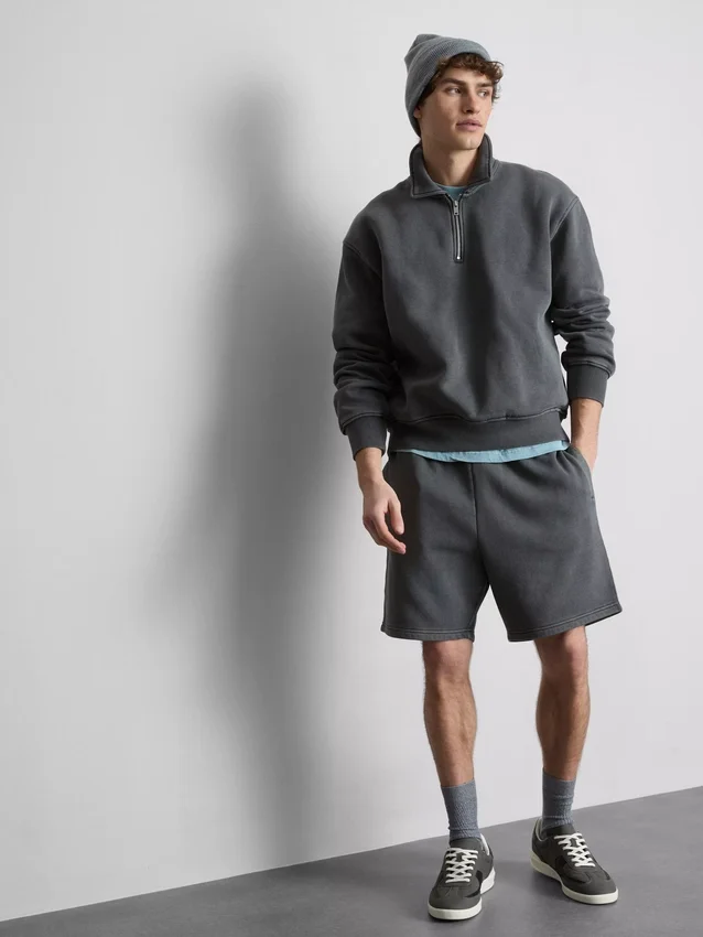 Washed elasticated shorts