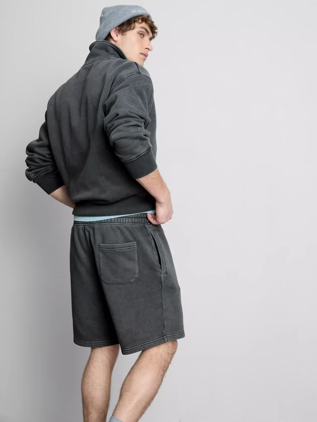 Washed elasticated shorts
