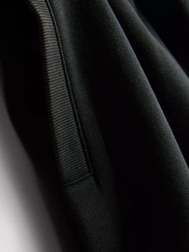 Washed elasticated shorts