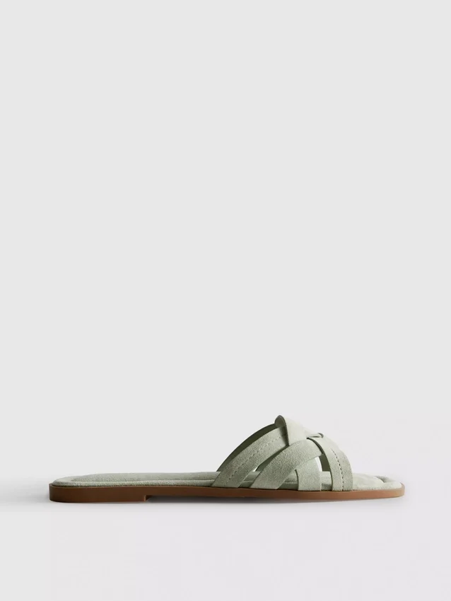 Weave strap mules