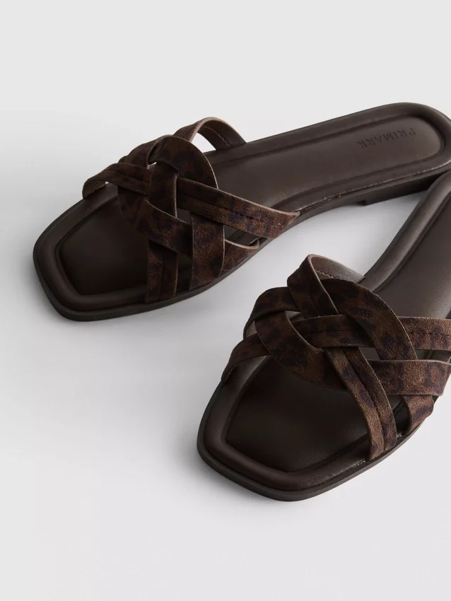 Weave strap mules