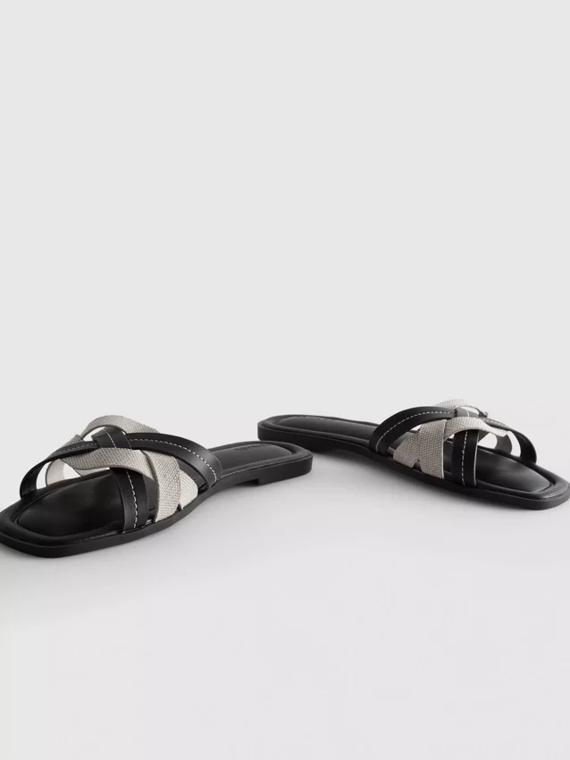 Weave strap mules