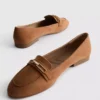 Wide-fit low-vamp loafers