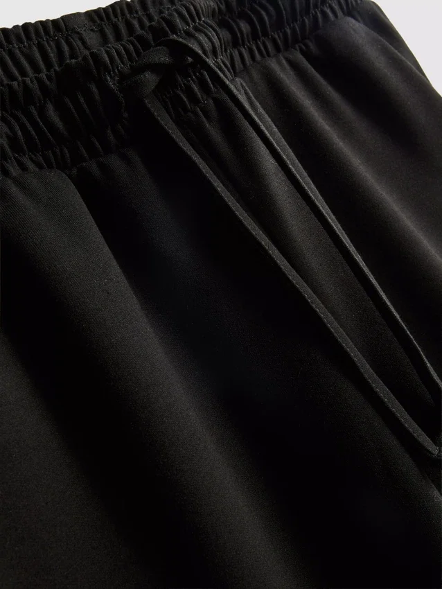 Wide-leg joggers