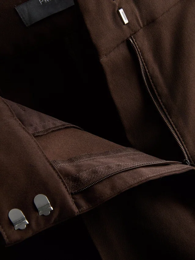 Wide leg pleated belt detail pants