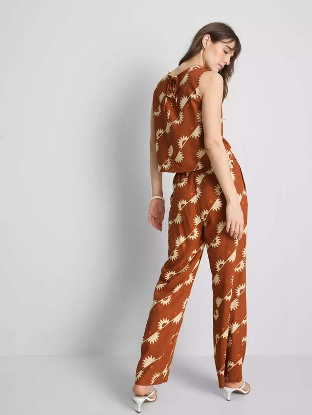 Wide leg printed pants