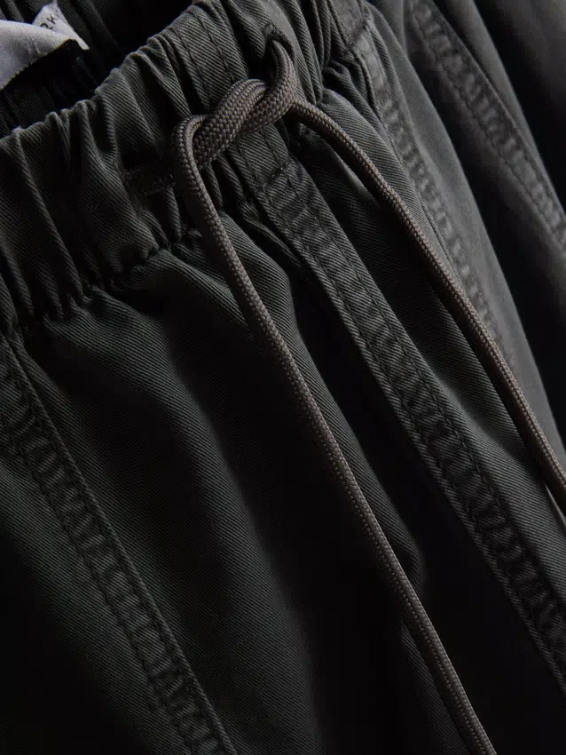 Wide leg seam detail utility pants