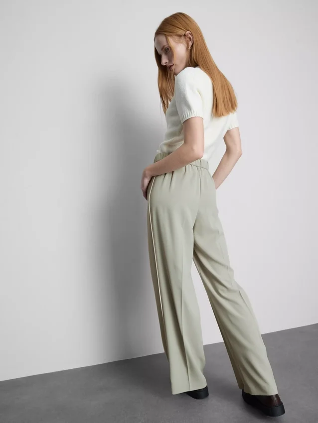 Wide-leg side-stripe pants
