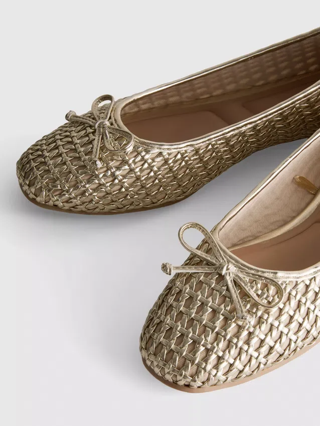 Woven ballerina flats