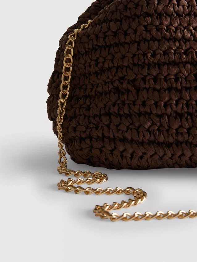 Woven clutch bag