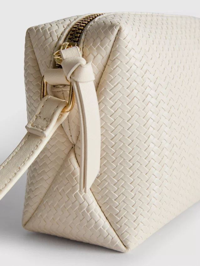 Woven-effect crossbody bag
