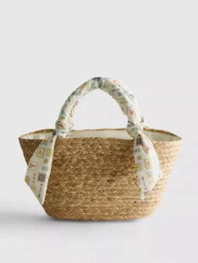 Woven straw midi bucket bag