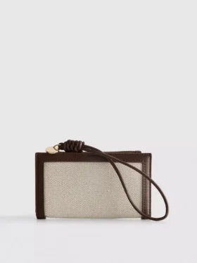 Woven wristlet wallet