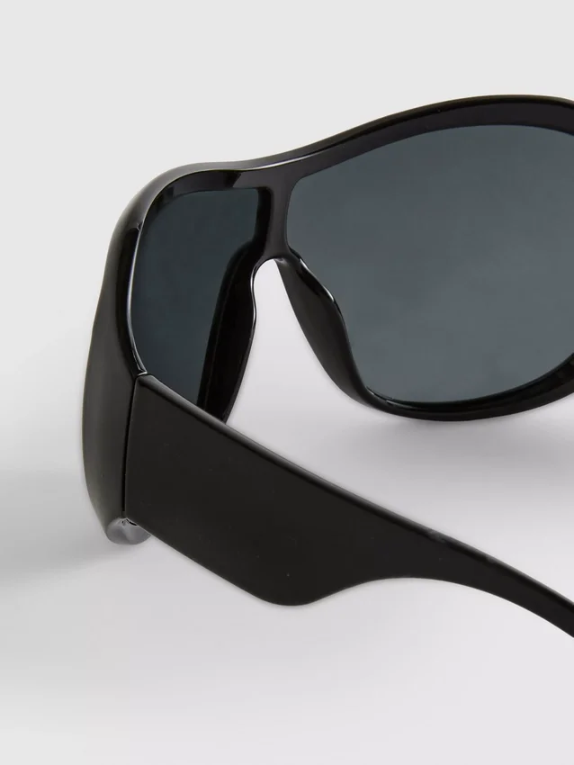 Wraparound shield sunglasses